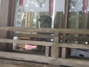 高千穂神社：鉄造狛犬一対